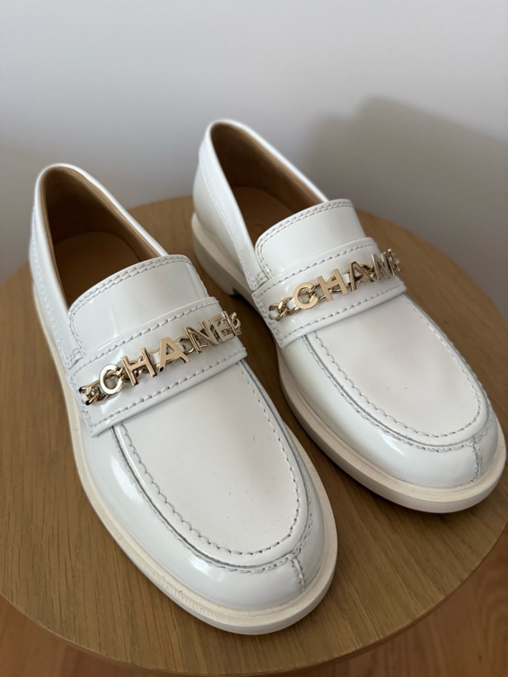 CHANEL White Patent Leather Logo Chain Loafers